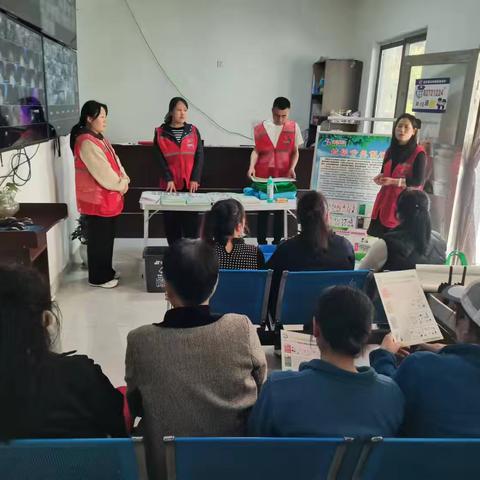 普及垃圾分类知识 提升居民文明素养