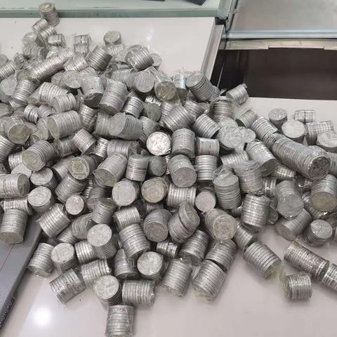 唐河支行零钱兑换，暖心又便民