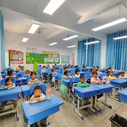 天心区西湖小学一(6)一（5）班课桌舞第七次课程反馈