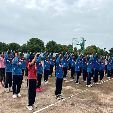 迎接新学期  开启新征程 ———挖铜民族小学开学典礼