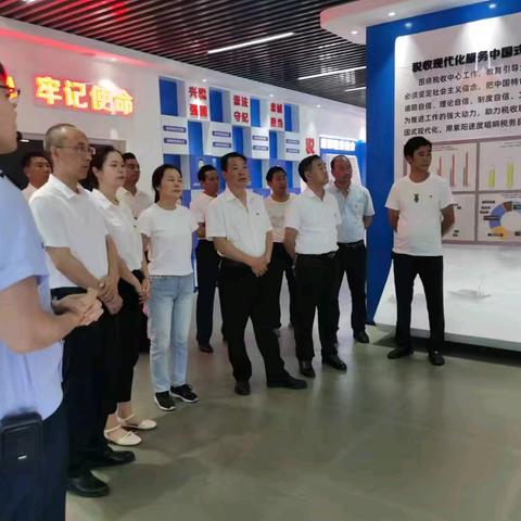 麻柳镇染房村：考察学习拓思路  助力振兴谋发展