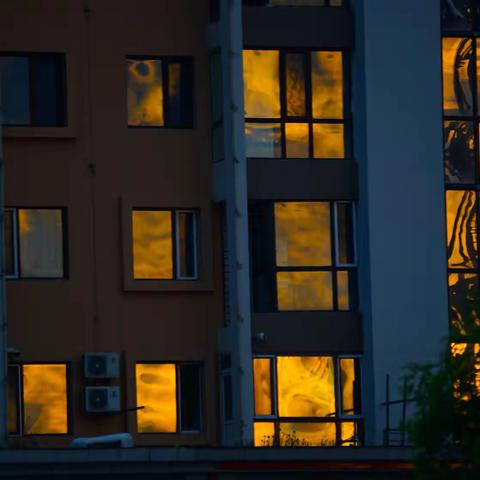 东三省游20天，各地方不少。尝到酸甜苦辣，心情这么快乐。