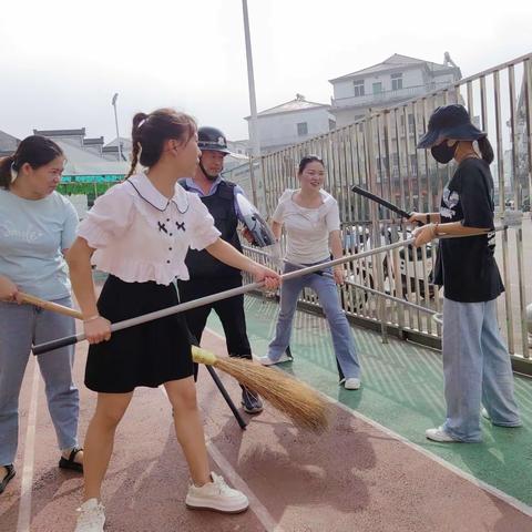 反恐防暴，护“幼”安全——大风车幼儿园反恐防暴演练