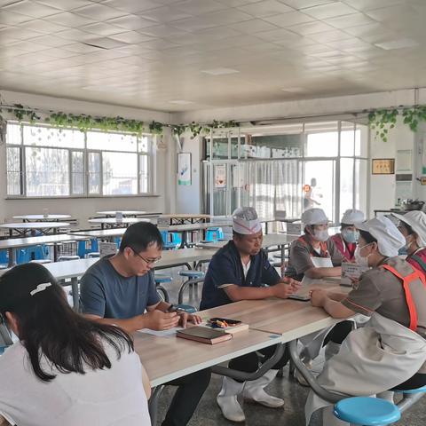 永乐九年一贯制学校食堂食品安全培训会议