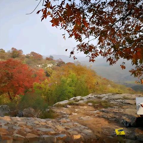 探索秋色  爱在旅途            鹤濮两地青年交友登山活动（副本）