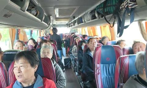新场万祥共赴无锡康养之旅 携手同行绘就康复画卷