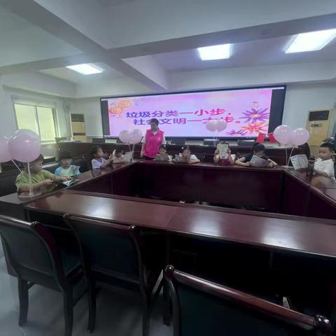 瑞安市汀田街道汀七村:开展“垃圾分类一小步，社会文明一大步”宣传活动