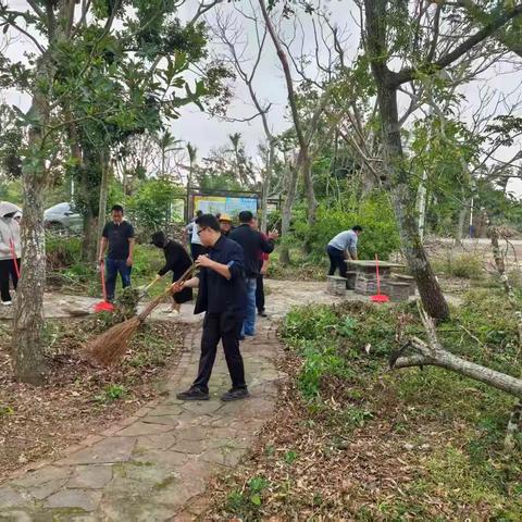 冯坡镇持续开展乡村人居环境整治