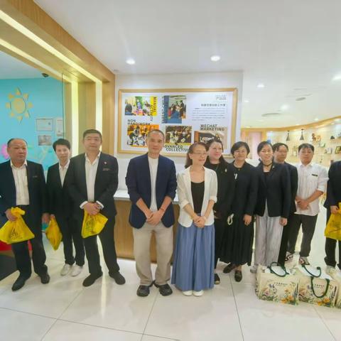 炎炎夏日送清凉，丝丝关怀沁人心 | 新华联开展高温慰问活动