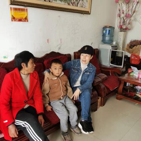 家访有情怀 教育有温度——汉庄第三示范小学2025年寒假家访活动