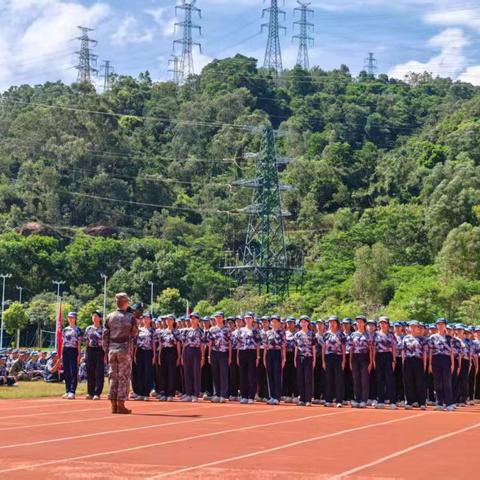 志坚如钢，青春模样——2025级高一5班新生军训初体验
