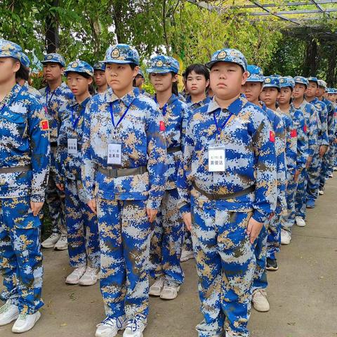 热血少年，百炼成钢——湛江市第二中学霞山校区七(11）班社会实践研学活动第四天