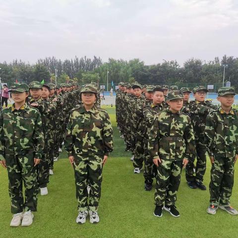 热血少年，百炼成钢———友兰初级中学军训一班DAY2