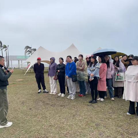 海口市玉沙实验学校三八节团建