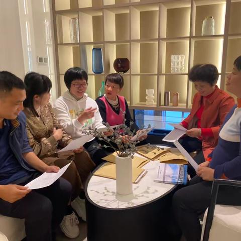 九三学社琼山基层委员会举行“三八节”座谈会