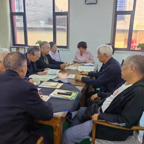 新华街离退休干部党支部开展5月份党日活动