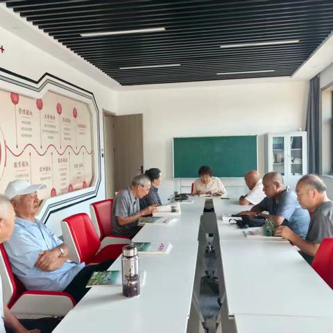 新华街离退休干部党支部开展八月份主题党日活动