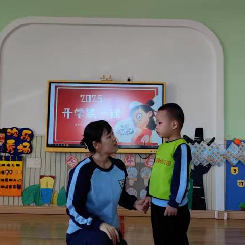 集宁区爱心蓓蕾幼儿园中二班开学第一课