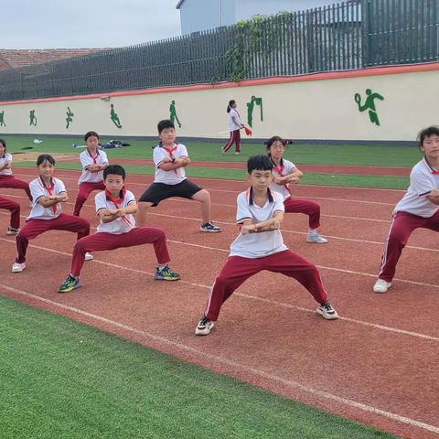 静海区第八小学特色社团——武术社团