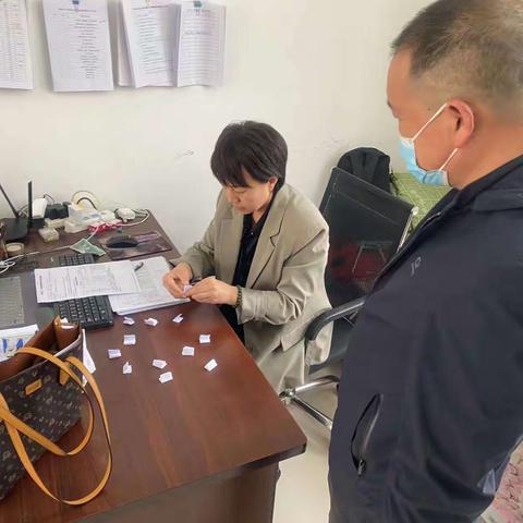 教以潜心  研以致远   ——于村学区抽课活动