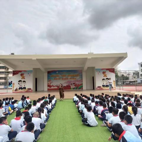 安全第一，预防为主——三亚市吉阳区下抱坡小学开展消防安全应急疏散演练活动