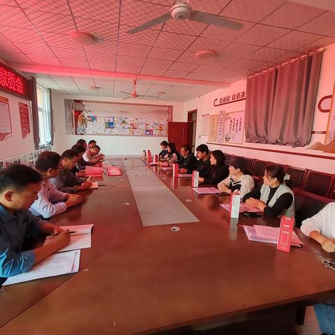 共建家校和谐  品味教育幸福——桑村镇中心小学南校新一届校级家长委员会成立大会暨家委会工作会议