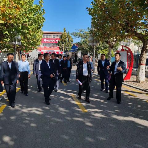 全环境立德树人|共筑法治长城  共享法治阳光——枣庄市第三十一中学迎接“八五”普法现场会