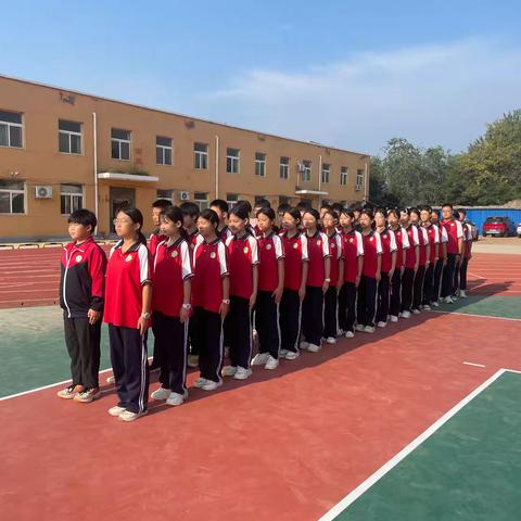 队形队列训练 ﻿青春的磨砺与成长