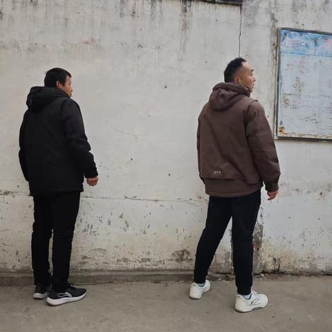 西平县二郎万庄小学开展校园安全排查工作