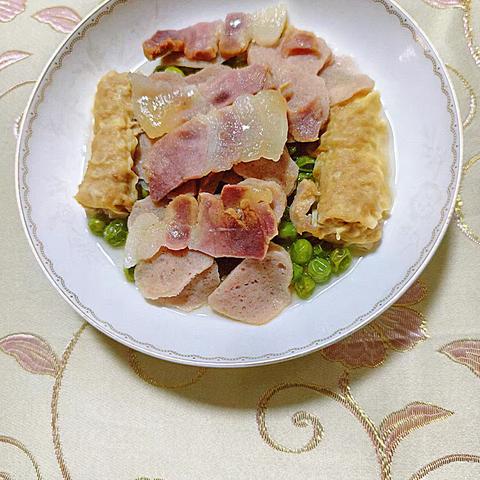 食味人间：一桌家常里的生活美学