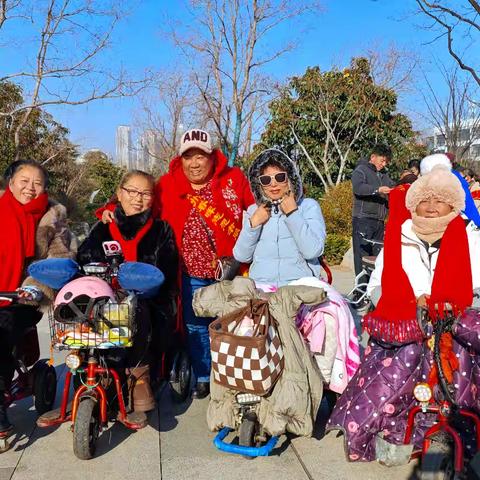 汇聚“心”力量、共创新未来—徐州春晖志愿者服务队，祝全市人民元旦快乐
