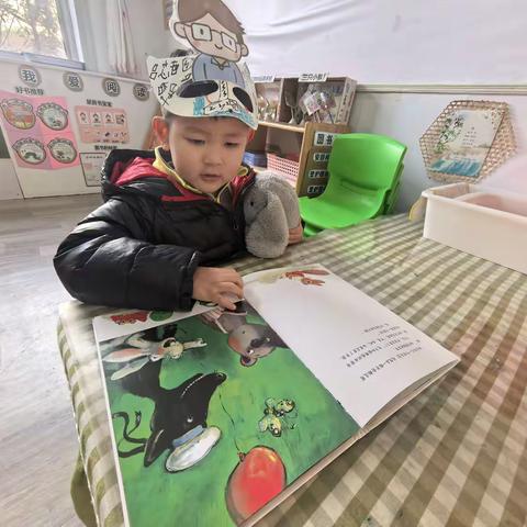 “书香童年，阅读伴我行”——左权县直第二幼儿园“本周阅读之星”总园小一班【王泽垚】