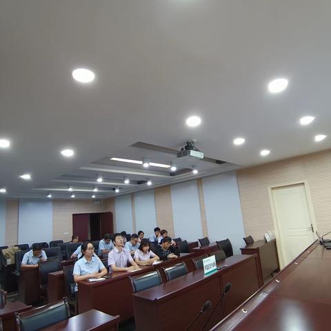 开发区支行组织召开九月综合业务提升培训会