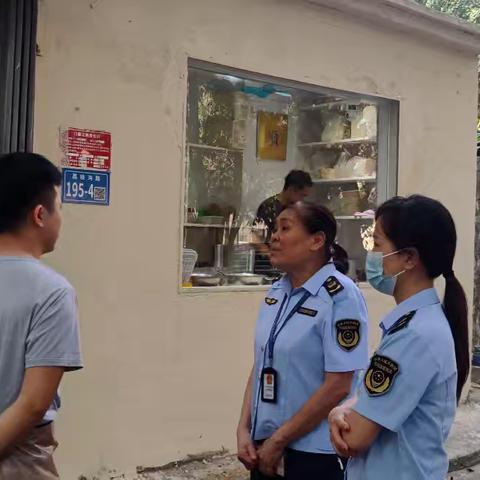 市市场监管局持续对网络餐饮店开展食品安全检查