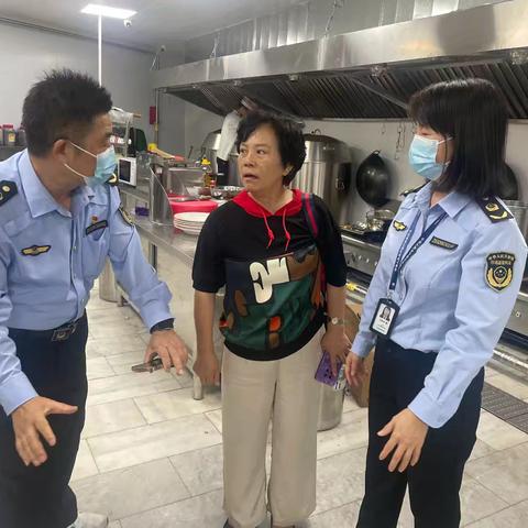 市市场监管局持续开展餐饮食品安全检查