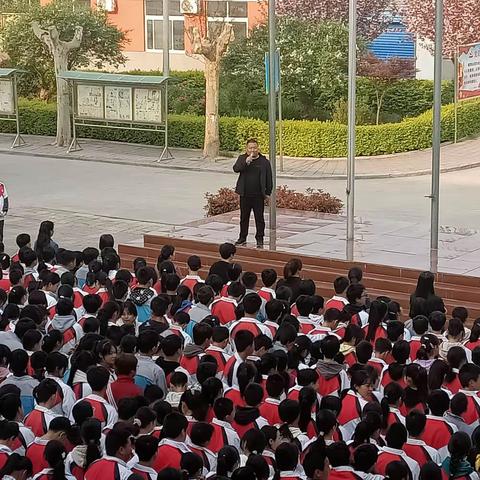 弘扬雷锋精神 争做时代先锋一北营中学"学雷锋月"活动总结