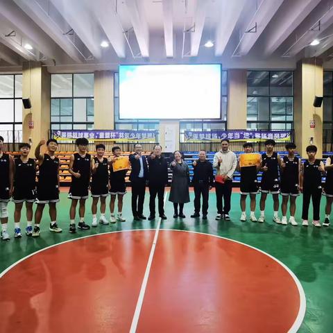 热烈祝贺垫江十中男女篮在垫江县青少年篮球比赛中斩获佳绩