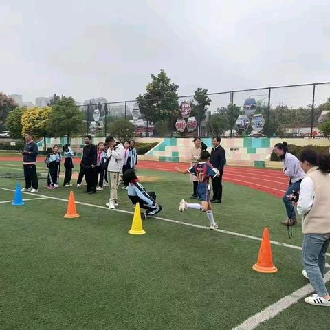 阳光总在风雨后——枣庄逸夫小学西昌路校区市中区阳光体育节比赛活动