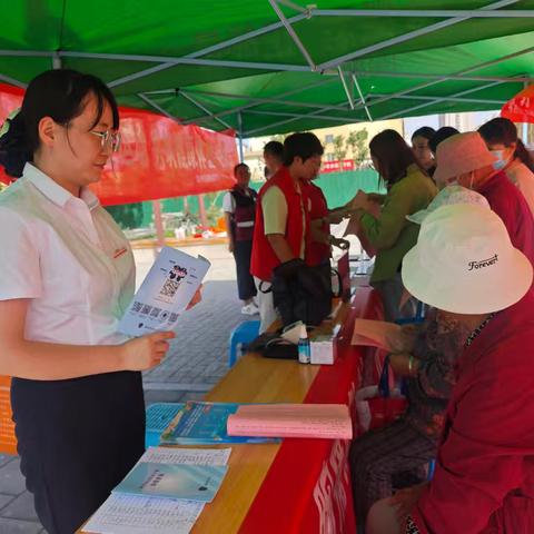 武威分行营业室联合会馆巷社区开展反洗钱宣传活动