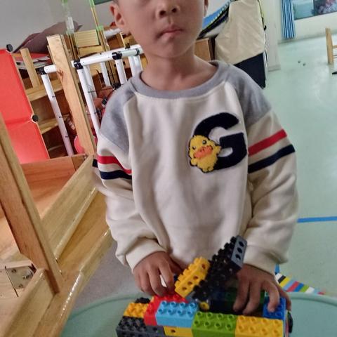 应辰|乐高：分类垃圾桶