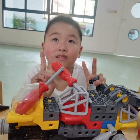 应辰|乐高：守门员和机械