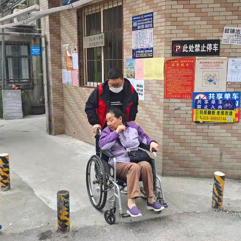 小融小信在行动---贴心服务暖万家