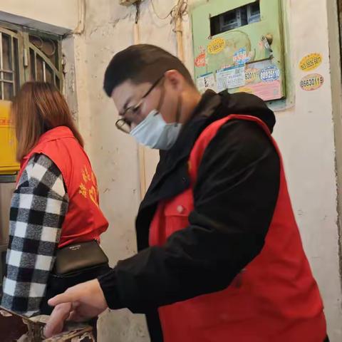 小融小信工作队：贴心服务暖民心