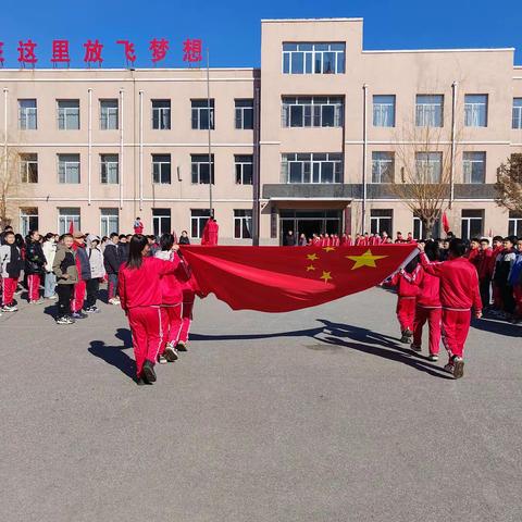 《清明祭英烈，浩气永长存》 ——孤家子镇第一小学清明节祭拜革命先烈活动