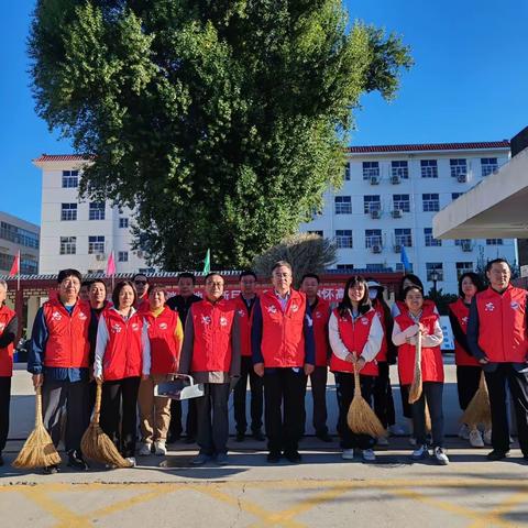 干干净净迎双节，生态保护记心中  ——下营中学党支部开展迎“双节”卫生大清整暨环秀湖国家湿地公园科普基地党性锻炼周活动