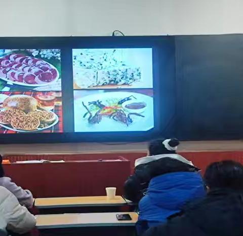 搭建专业成长平台，吹响强校工程集结号