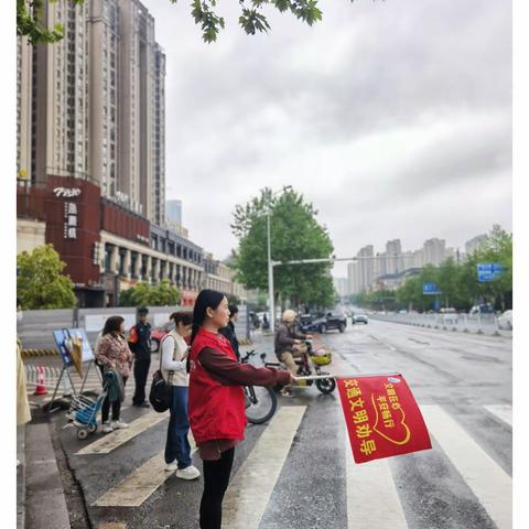 站好“护学岗” 平安“上学路” ——泰安师范学校附属学校一年级11班护学岗纪实（四）