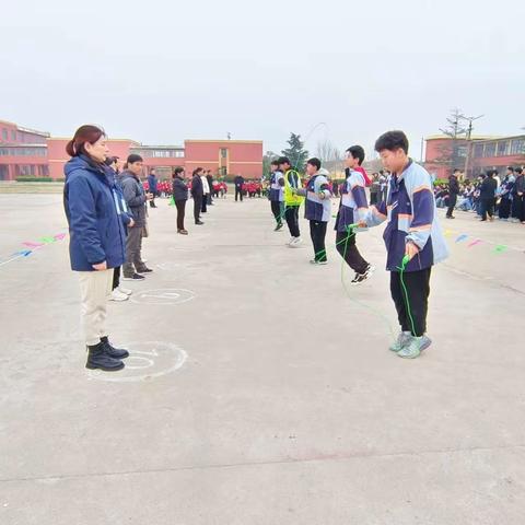 “绳”采飞扬，精彩绽放—柴里矿区学校七年级跳绳比赛圆满落幕