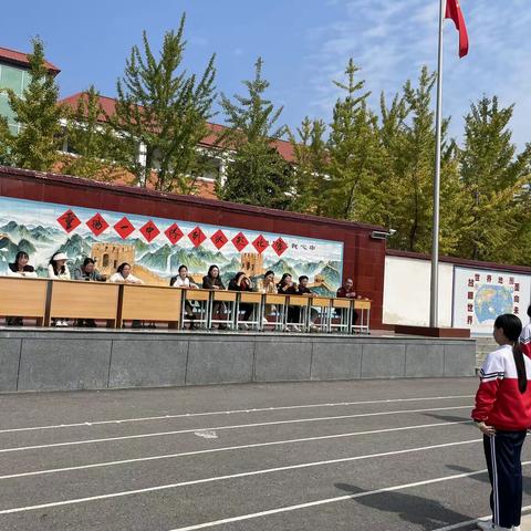 队形队列展风彩  宣誓声音震云霄