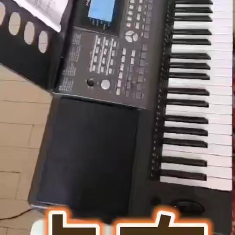 《卡农》